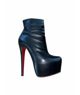 CHRISTIAN LOUBOUTIN: Ботинки 