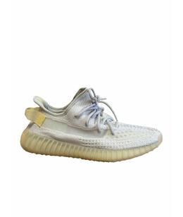 ADIDAS YEEZY: Светлые кроссовки 