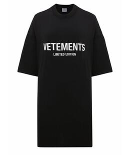 VETEMENTS: Летняя футболка 