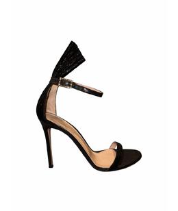 GIANVITO ROSSI: Чёрные босоножки 