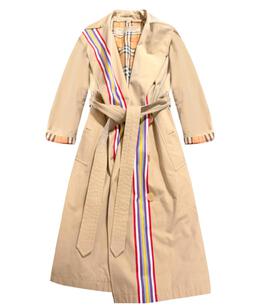 BURBERRY: Плащ 