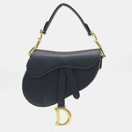 Dior: Чёрная сумка 