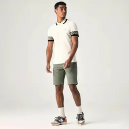 LACOSTE: Серые шорты 