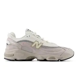 New Balance: Белые кроссовки 