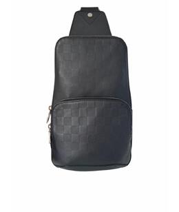 LOUIS VUITTON: Сумка 