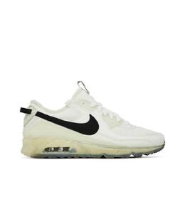 NIKE: Кроссовки 