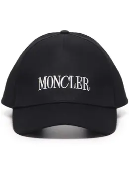Moncler: Чёрная кепка 
