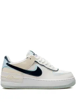 Nike: Белые кроссовки  Air Force 1