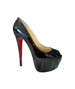 CHRISTIAN LOUBOUTIN: Чёрные туфли 