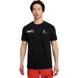 NIKE: Спортивная футболка 