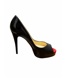 CHRISTIAN LOUBOUTIN: Красные туфли 