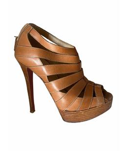 CHRISTIAN LOUBOUTIN: Босоножки 