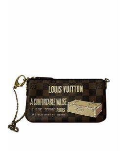 LOUIS VUITTON: Клатч 