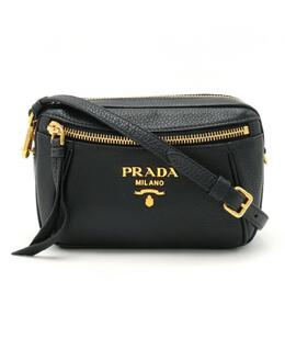 PRADA: Чёрная сумка 