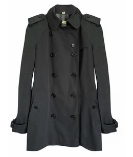 BURBERRY: Плащ 