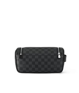 LOUIS VUITTON: Клатч 