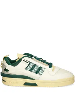 adidas: Белые кроссовки  Forum