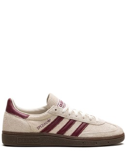 adidas: Белые кроссовки  Handball Spezial