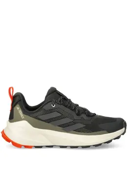 adidas: Многоцветные кроссовки  Terrex