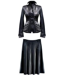 BURBERRY: Куртка 