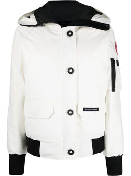 Canada Goose: Белая куртка  Chilliwack