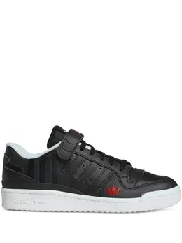 adidas: Чёрные кроссовки  Forum