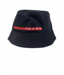 PRADA: Кепка 