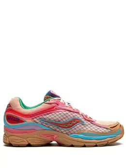 Saucony: Розовые кроссовки 