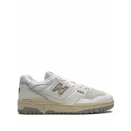 New Balance: Серебристые кроссовки  550