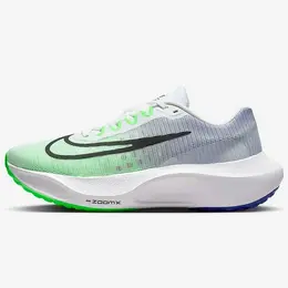 NIKE: Зелёные кроссовки  Zoom Fly