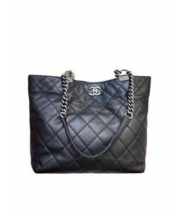 CHANEL: Сумка 