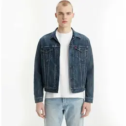 Levi's: Весенняя куртка 