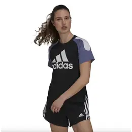 adidas: Чёрная футболка 