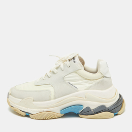 Balenciaga: Белые кроссовки  Triple S