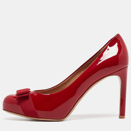 Salvatore Ferragamo: Красные туфли  Vara Bow