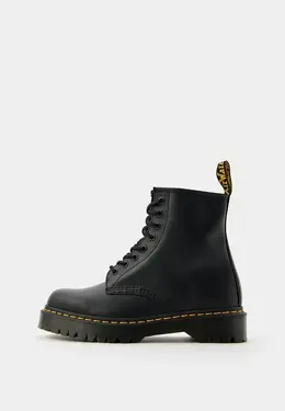 Dr. Martens: Чёрные ботинки 