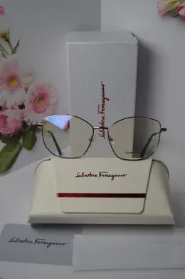 Salvatore Ferragamo: Очки 