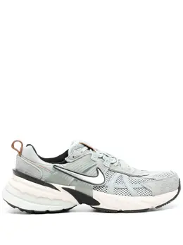 Nike: Зелёные кроссовки 