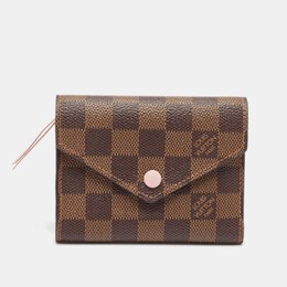 Louis Vuitton: Розовый кошелёк 