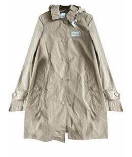 BURBERRY: Плащ 