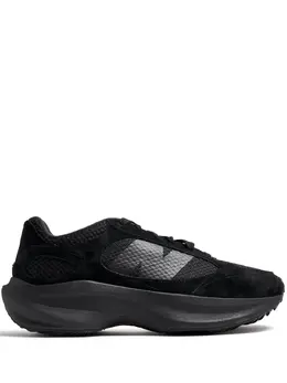 New Balance: Чёрные кроссовки 