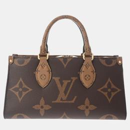 Louis Vuitton: Коричневая сумка 