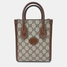 Gucci: Бежевая сумка-шоппер  Interlocking G