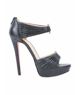 CHRISTIAN LOUBOUTIN: Чёрные босоножки 