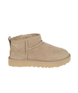 UGG AUSTRALIA: Ботинки 