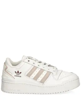adidas: Белые кроссовки  Forum