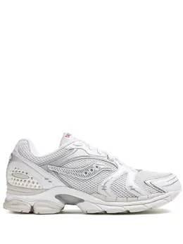 Saucony: Белые кроссовки 