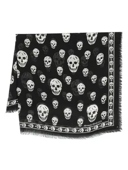 Alexander McQueen: Шарф  Skull с принтом