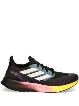 adidas: Чёрные кроссовки  PureBoost