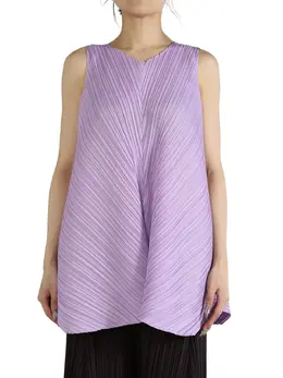 Pleats Please Issey Miyake: Светлое платье 